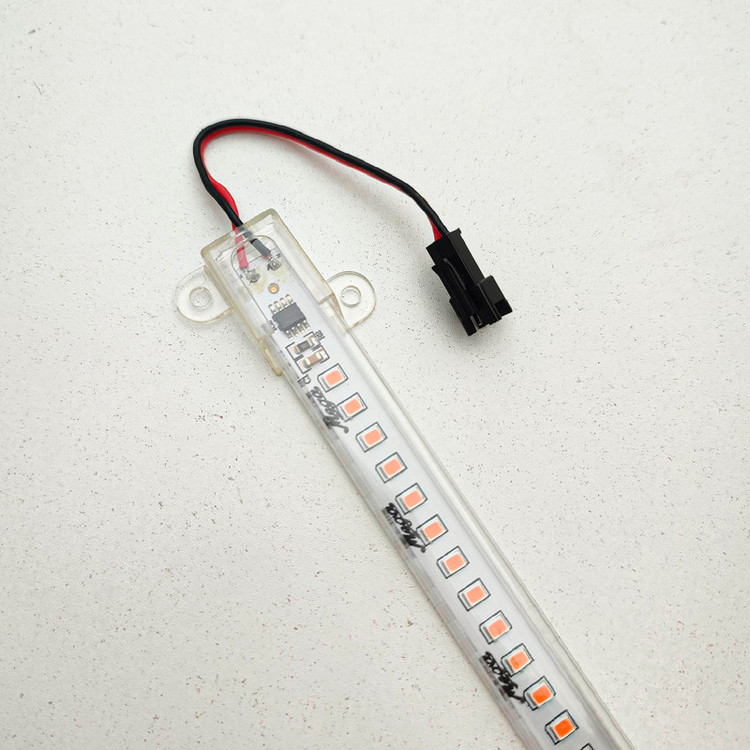 ریسه ال ای دی رشد گیاه 18 وات مدل فول اسپکتروم 220v بسته 4 عددی
